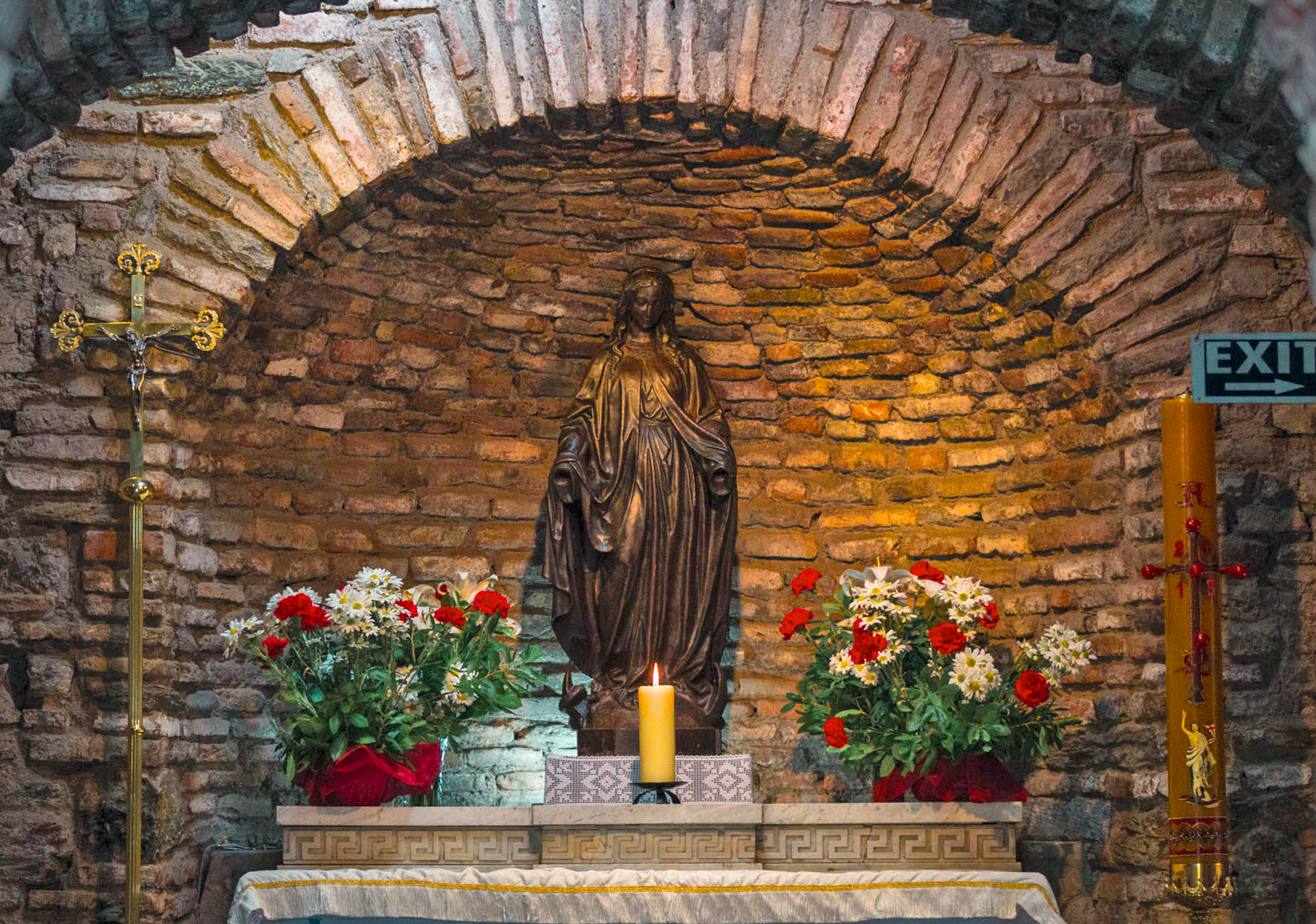 The House of the Virgin Mary tours from kusadasi port